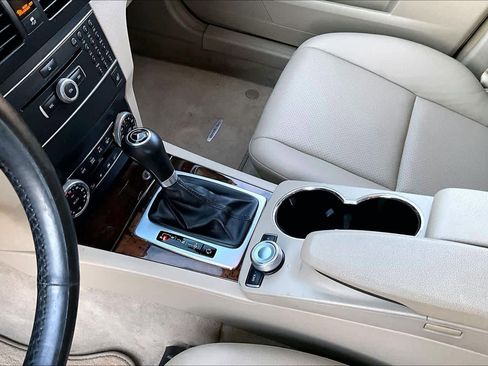 Used 2012 Mercedes-Benz GLK 350 2WD image 16