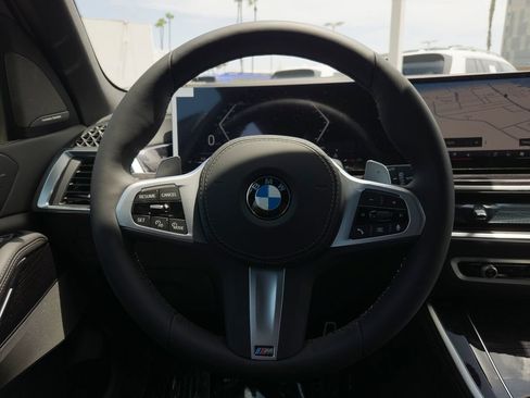 New 2026 BMW X5 xDrive40i w/ M Sport Package AWD/4WD image 13