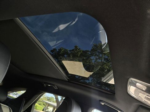 Used 2025 Genesis GV70 3.5T Sport image 11