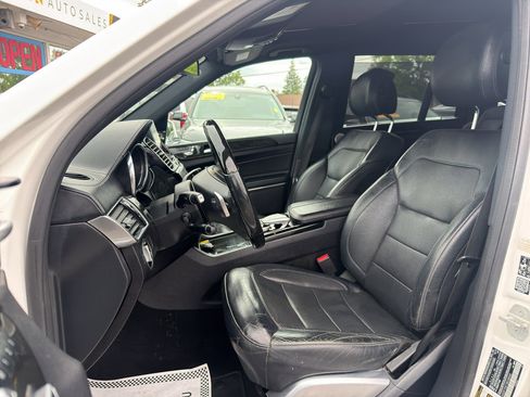 Used 2018 Mercedes-Benz GLS 550 4MATIC image 14