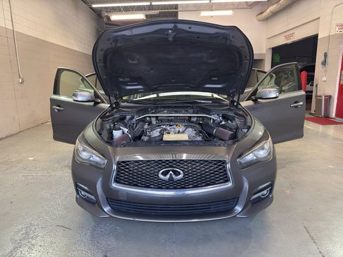 Used 2014 INFINITI Q50 Premium w/ Navigation Package AWD/4WD image 10