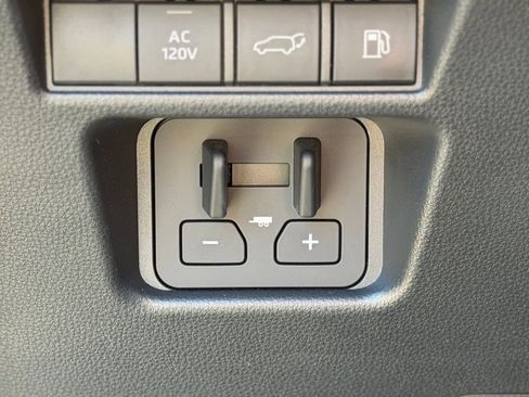 Used 2025 Toyota Land Cruiser w/ Premium Package image 27