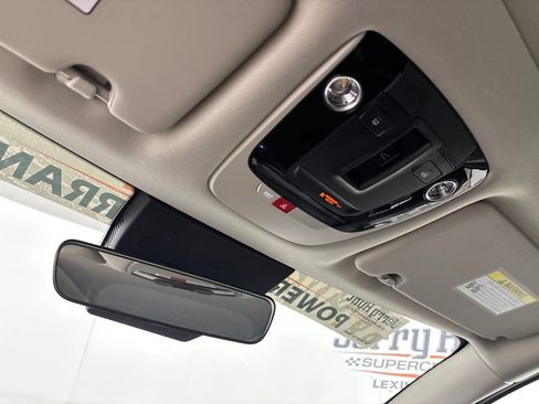 Used 2026 Kia Sportage EX w/ EX Panorama Roof Package FWD image 23