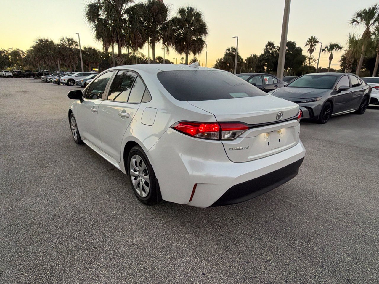 Used 2026 Toyota Corolla LE FWD image 3