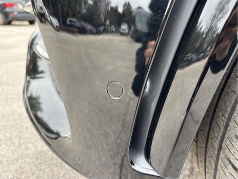 Used 2020 Mercedes-Benz GLE 450 4MATIC w/ AMG Line Exterior image 13