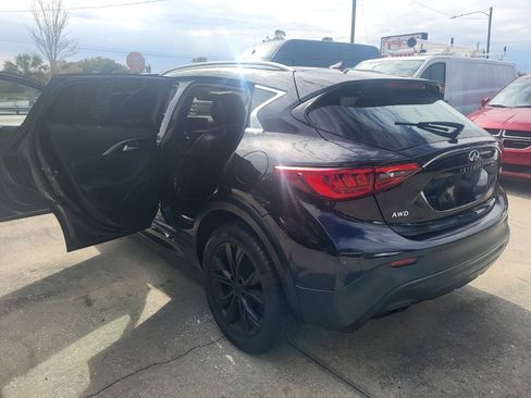 Used 2017 INFINITI QX30 AWD image 24