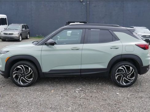 Used 2024 Chevrolet TrailBlazer RS w/ Convenience Package AWD/4WD image 7