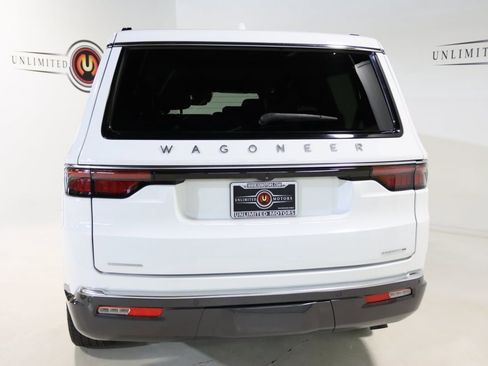 Used 2022 Jeep Wagoneer Series III w/ Premium Group I image 28