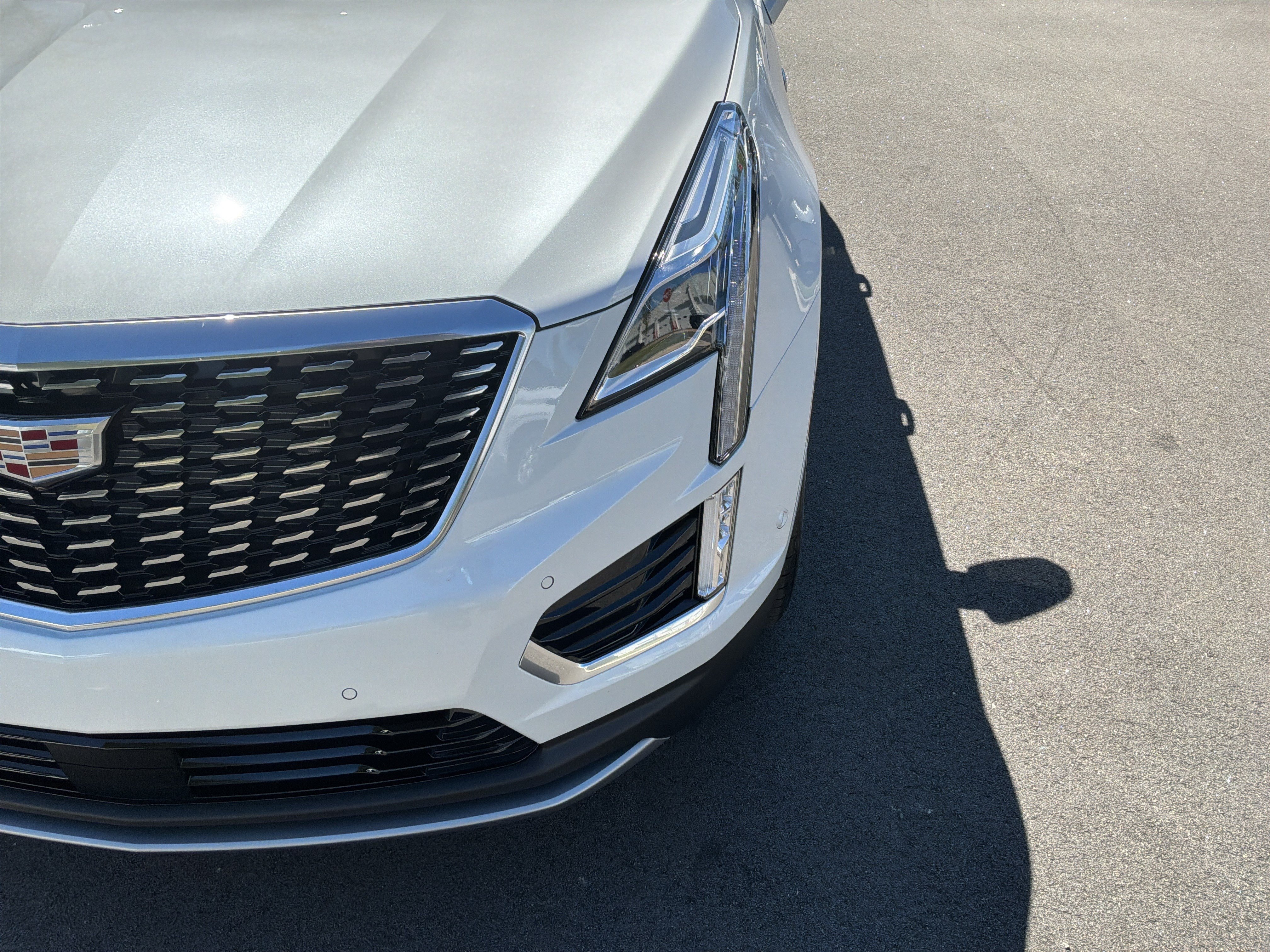 Used 2026 Cadillac XT5 Premium Luxury w/ Driver Assist Package FWD image 6