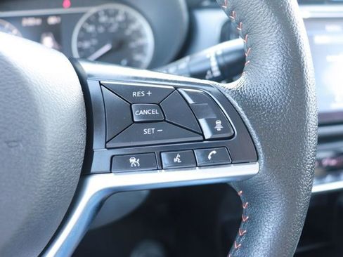 Used 2025 Nissan Versa SR w/ Trunk Package image 20