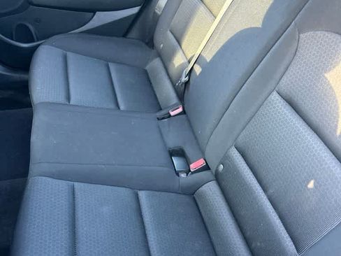 Used 2018 Hyundai Elantra Value Edition w/ Cargo Package FWD image 5