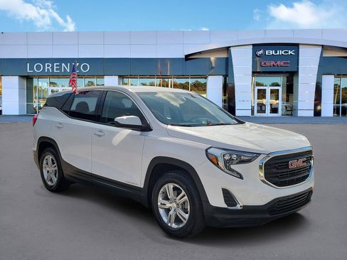 Used 2020 GMC Terrain SLE FWD image 3