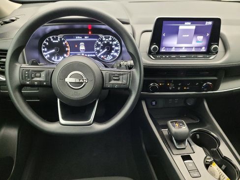 Used 2024 Nissan Rogue S image 22