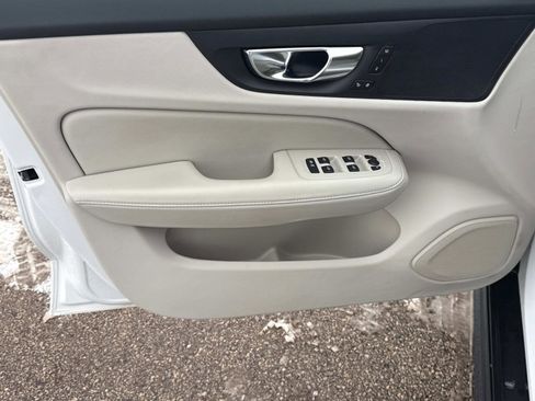 Certified 2024 Volvo V60 B5 Cross Country Plus image 16