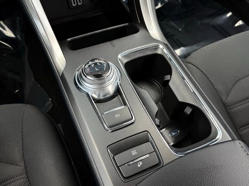 Used 2020 Ford Fusion SE FWD image 35