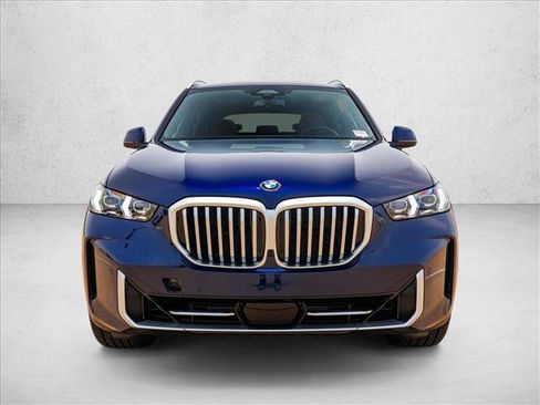 New 2026 BMW X5 xDrive40i w/ Climate Comfort Package AWD/4WD image 2