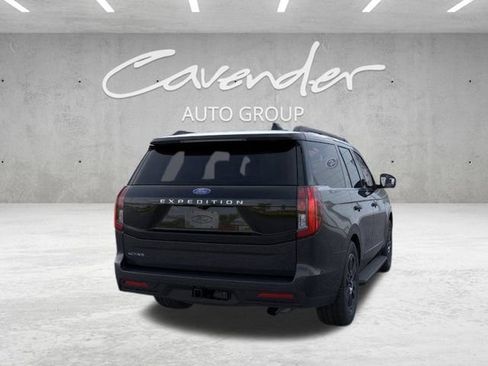 New 2025 Ford Expedition Active RWD image 9