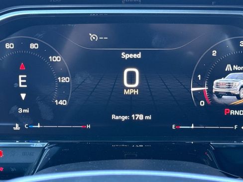 New 2026 GMC Sierra 1500 SLE w/ LPO, Black Badging Package image 26