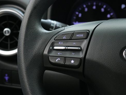 Used 2023 Hyundai Kona SEL image 13