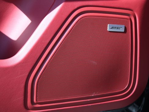 Certified 2024 Porsche Macan S image 15