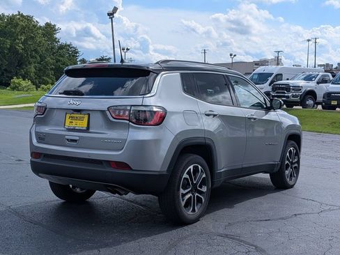 Used 2022 Jeep Compass Limited AWD/4WD image 7