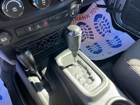 Used 2017 Jeep Wrangler Unlimited Sport w/ Max Tow Package image 29