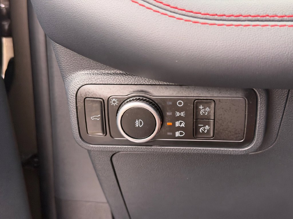 Certified 2026 Ford Explorer ST-Line RWD image 33