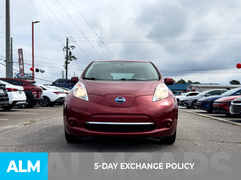 Used 2015 Nissan Leaf SV FWD image 3