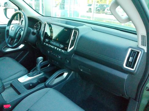 New 2026 Nissan Frontier SV w/ Tow Package image 14