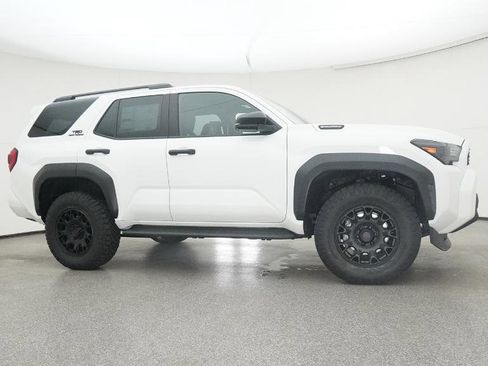 Certified 2025 Toyota 4Runner Hybrid TRD Off Road image 65