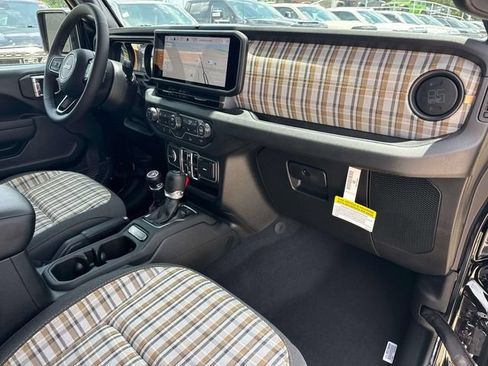 New 2026 Jeep Gladiator Sport AWD/4WD image 14