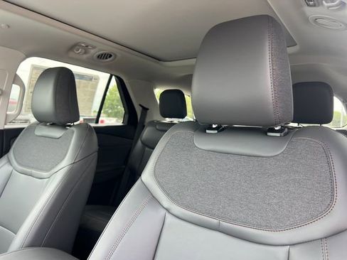 New 2026 Ford Explorer Active w/ Active Comfort Package AWD/4WD image 13