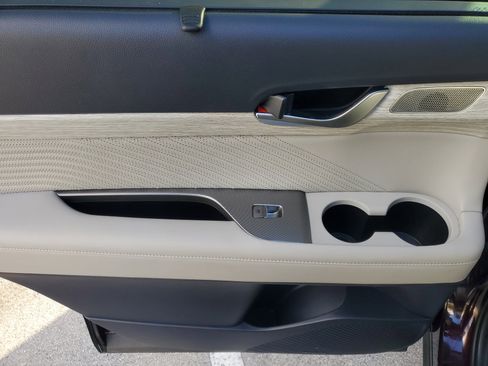 Used 2024 Hyundai Palisade Calligraphy image 15