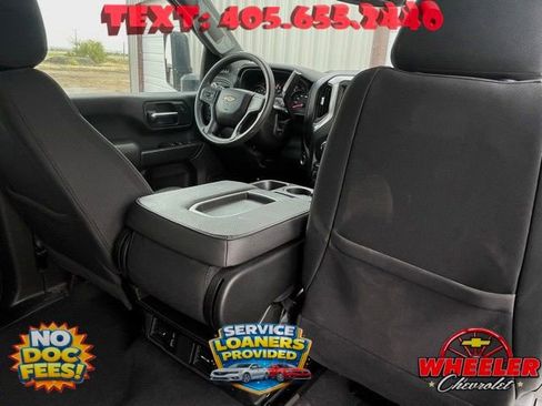 Used 2025 Chevrolet Silverado 2500 Custom w/ Custom Convenience Package AWD/4WD image 10