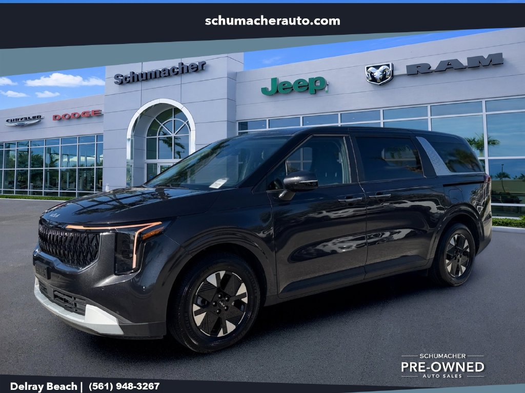 Used 2026 Kia Carnival LXS FWD image 3