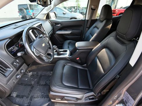 Used 2022 Chevrolet Colorado LT w/ Redline Special Edition AWD/4WD image 15