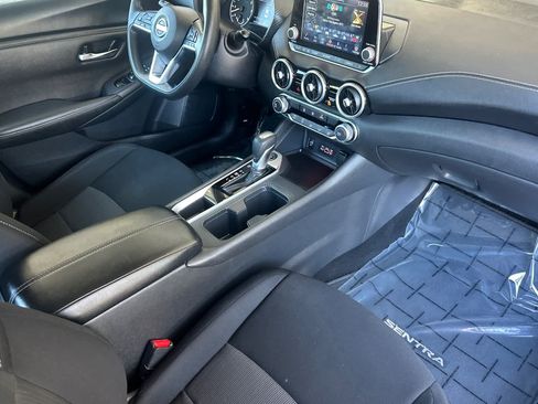 Used 2024 Nissan Sentra SV w/ Trunk Package FWD image 15