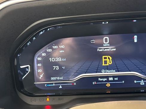 Used 2024 GMC Yukon Denali AWD/4WD image 18