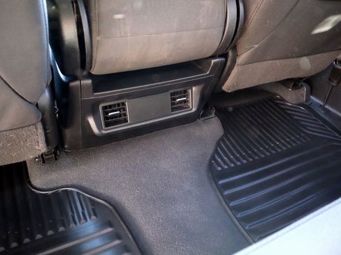 Used 2023 GMC Sierra 2500 SLE image 20