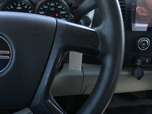 Used 2013 GMC Sierra 2500 W/T AWD/4WD image 12