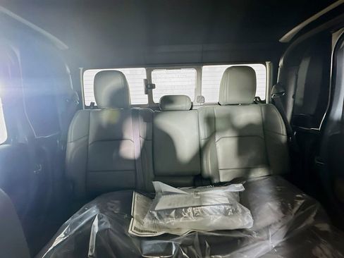 New 2025 Jeep Gladiator Mojave image 10