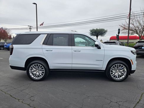New 2026 Chevrolet Tahoe Premier AWD/4WD image 7
