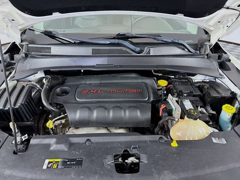 Used 2018 Jeep Compass Limited AWD/4WD image 28