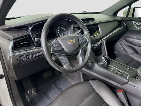 Used 2022 Cadillac XT5 Premium Luxury w/ Technology Package image 10