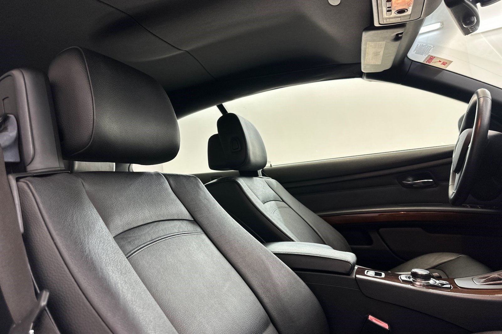 Used 2011 BMW 335i Convertible RWD image 26