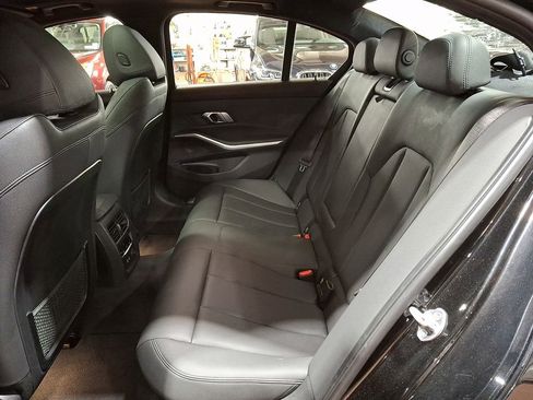 Used 2019 BMW 330i xDrive 330i xDrive w/ Convenience Package image 8