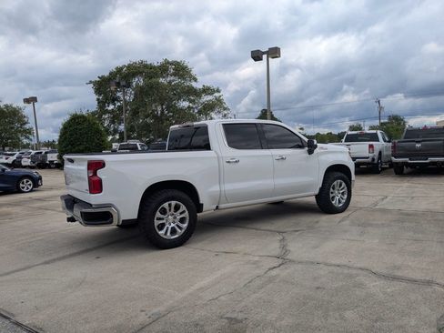 Used 2024 Chevrolet Silverado 1500 LTZ AWD/4WD image 4