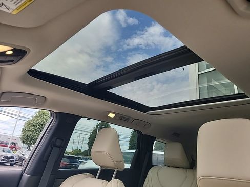 Certified 2023 INFINITI QX60 Luxe w/ Vision Package AWD/4WD image 30