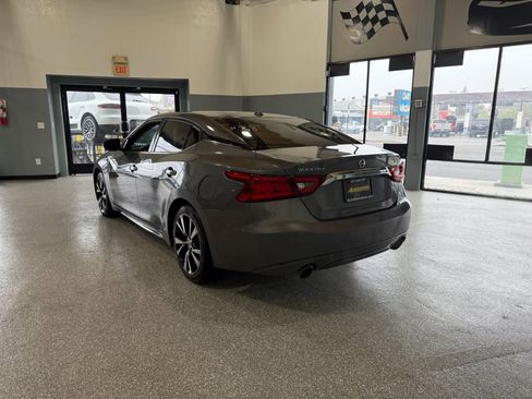 Used 2018 Nissan Maxima 3.5 SV image 5
