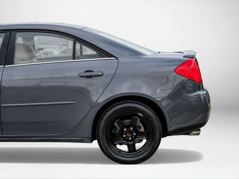 Used 2007 Pontiac G6 GT w/ Premium Package FWD image 13